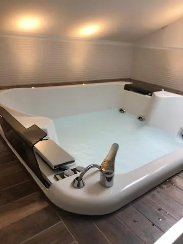 Apartament Casa Diana Rzym